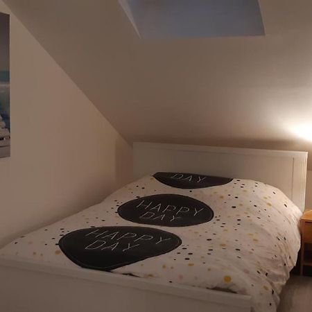 Guibert 19 Studio Combles Wifi Sweet Home Caudebec-les-Elbeuf المظهر الخارجي الصورة